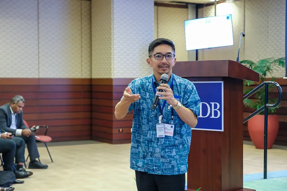2025_ADB_HQ_EAR-477-min