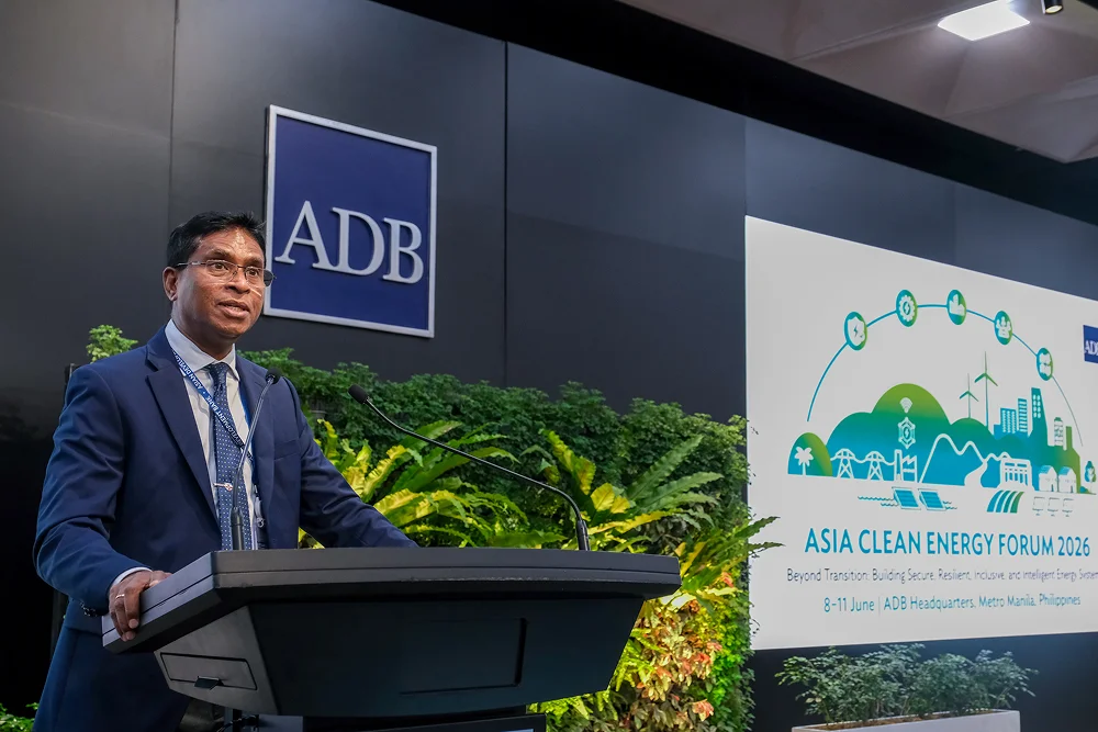 img-gallery-day1-8-june-adb-on-the-ground-01