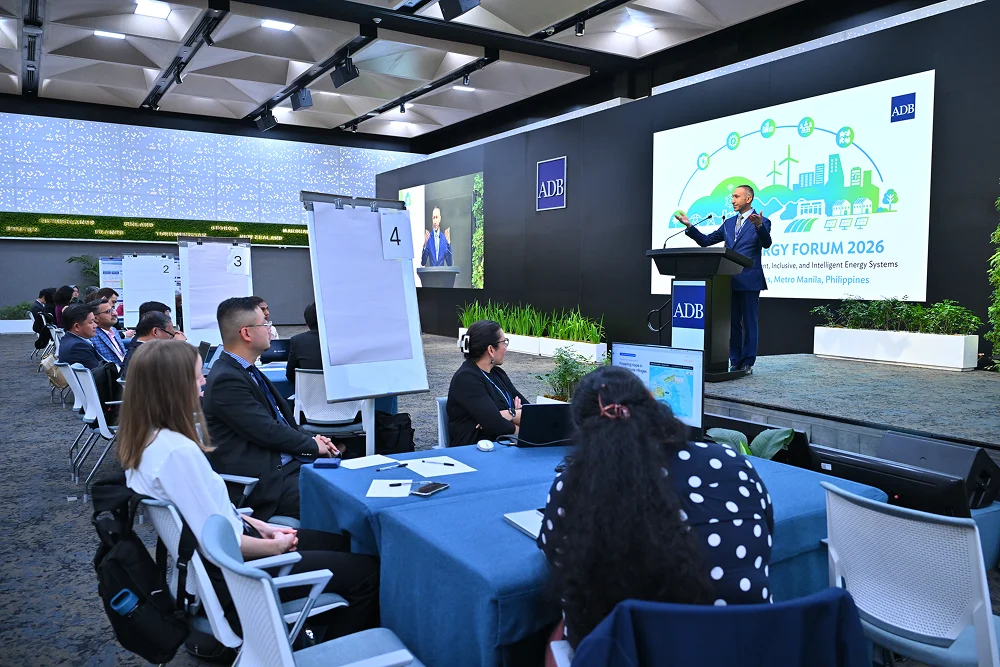 img-gallery-day1-8-june-adb-on-the-ground-06