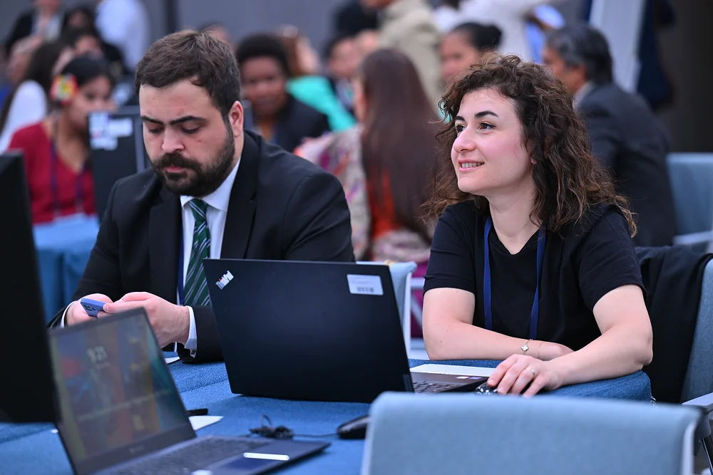 img-gallery-day1-8-june-adb-on-the-ground-07