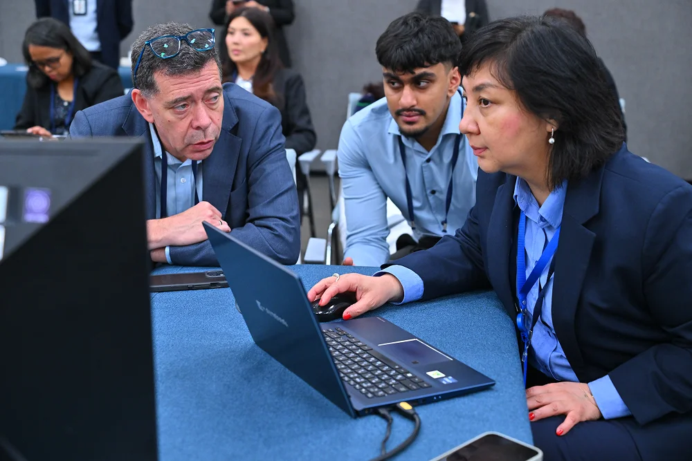img-gallery-day1-8-june-adb-on-the-ground-39