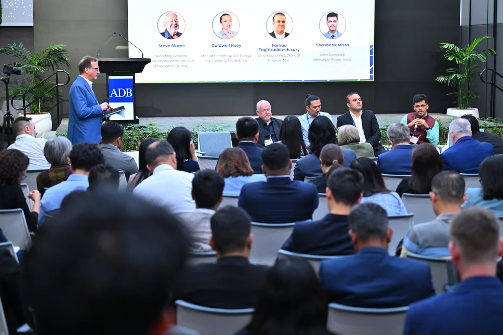 img-gallery-day1-8-june-next-generation-of-solar-financing-05
