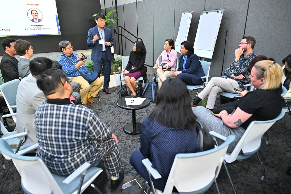 img-gallery-day1-8-june-next-generation-of-solar-financing-16