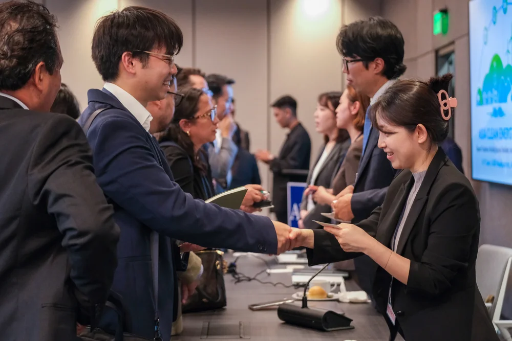 img-gallery-day2-9-june-DDW-AI-enabled-solutions-08