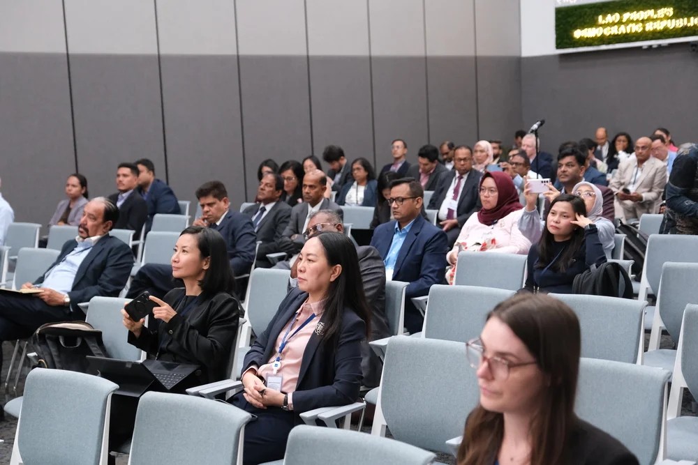 img-gallery-day3-10-june-deep-dive-workshop-building-the-grid-of-the-future-09