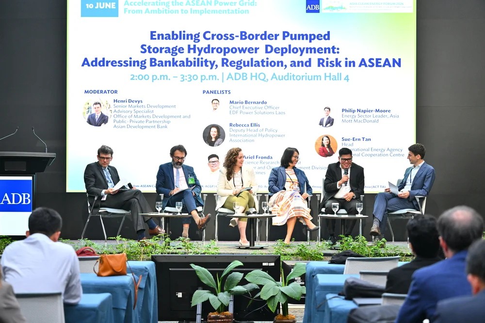 img-gallery-day3-10-june-deep-dive-workshop-enabling-cross-border-pumped-storage-01