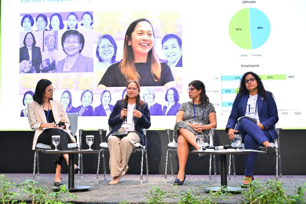 img-gallery-day3-10-june-deep-dive-workshop-powering-the-future-women-08