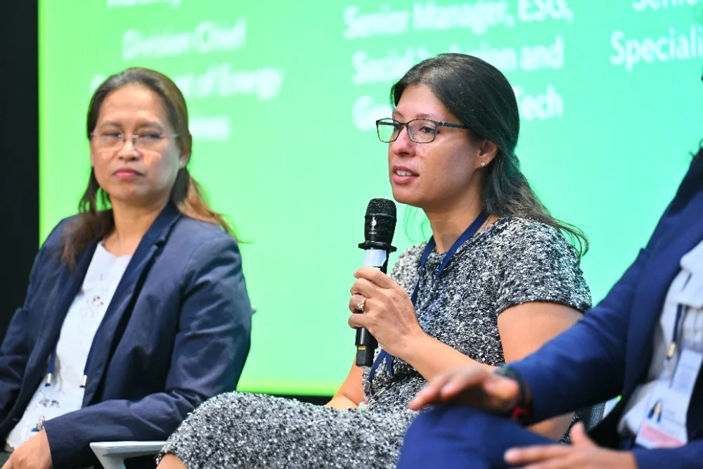 img-gallery-day3-10-june-deep-dive-workshop-powering-the-future-women-14