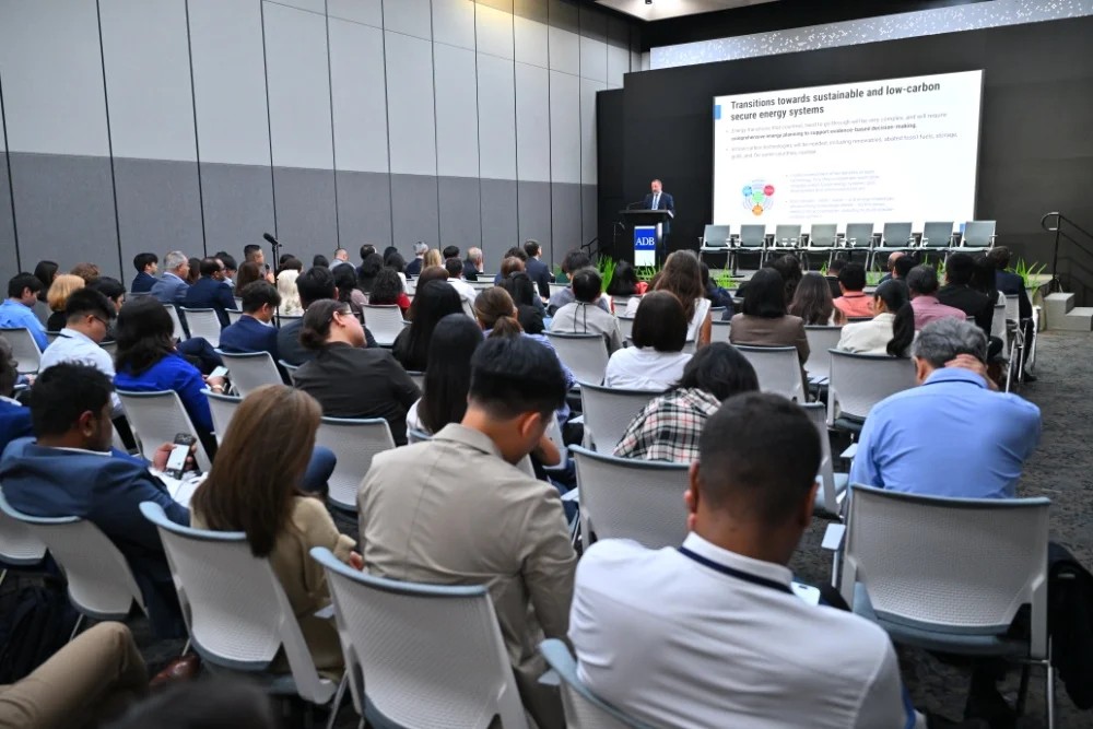 img-gallery-day3-10-june-spotlight-session-the-emerging-role-of-nuclear-energy-07