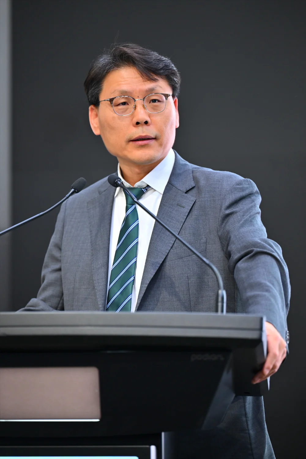 img-gallery-day4-11-june-sector-thematic-from-security-to-strategy-02