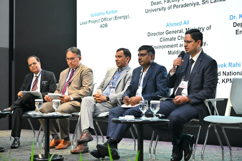 img-gallery-day4-11-june-sector-thematic-from-security-to-strategy-10