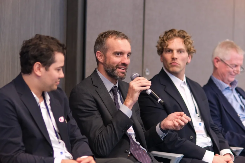 img-gallery-day4-11-june-sector-thematic-powering-the-digital-economy-11