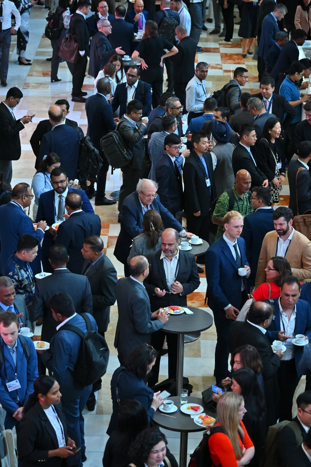 img-gallery-networking-hall-06