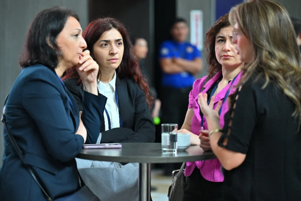 img-gallery-networking-hall-25